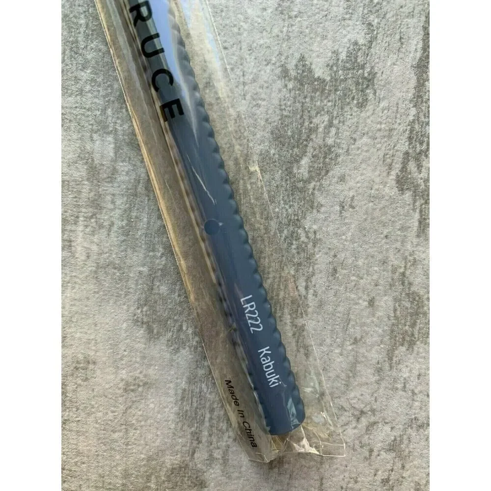 $30 LARUCE LR322 Kabuki Blending Concealer Brush NEW Vegan Hypoallergenic